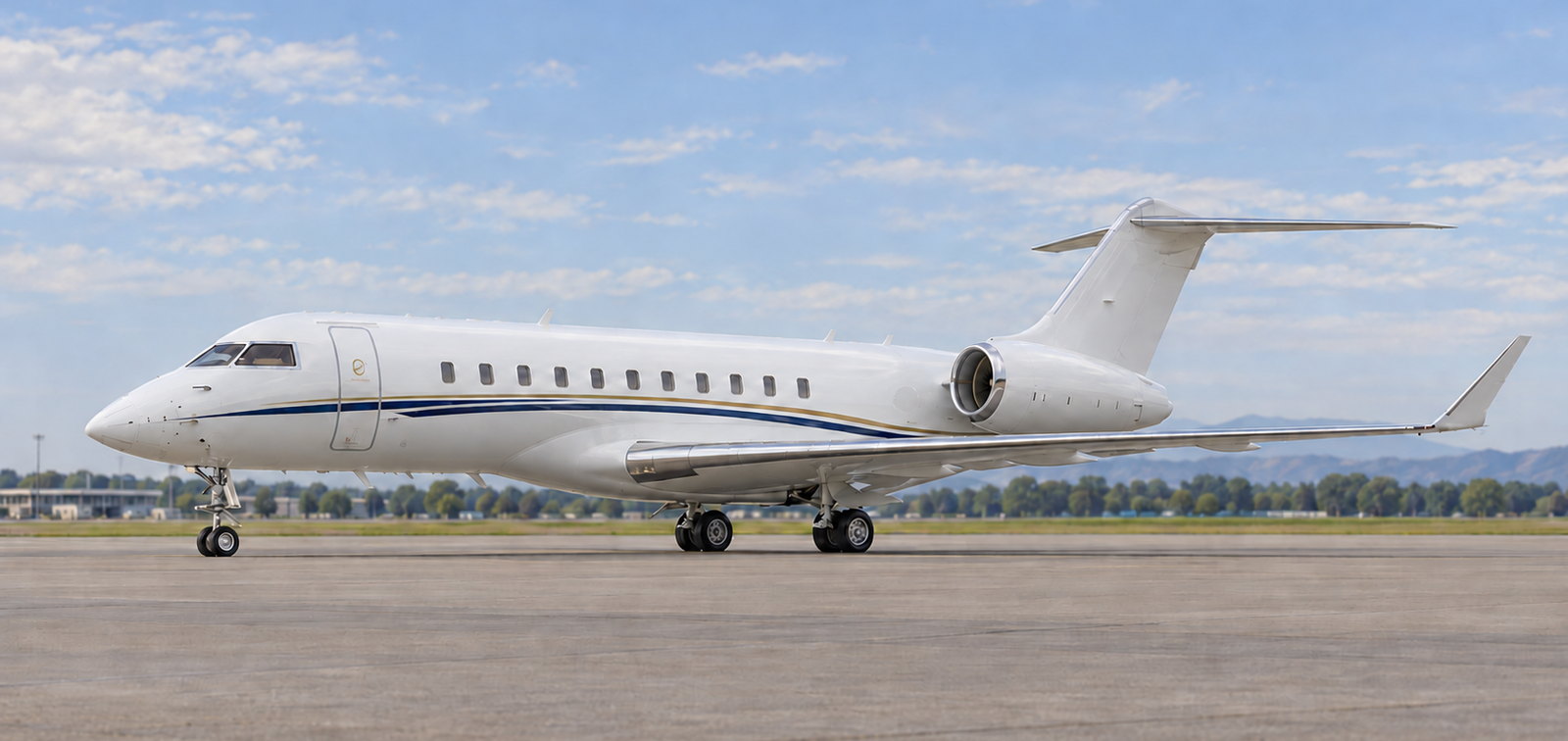 Bombardier Global 5000 on an apron